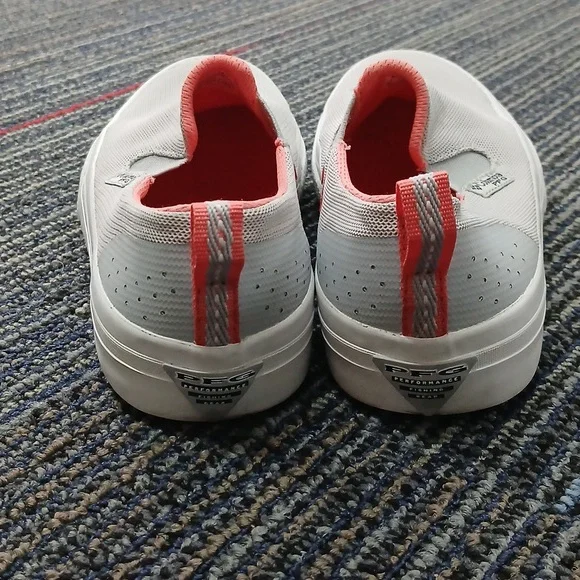 Columbia slip on distant waters PFG shoes! Womens 5.5 Like New - Picture 5 of 7